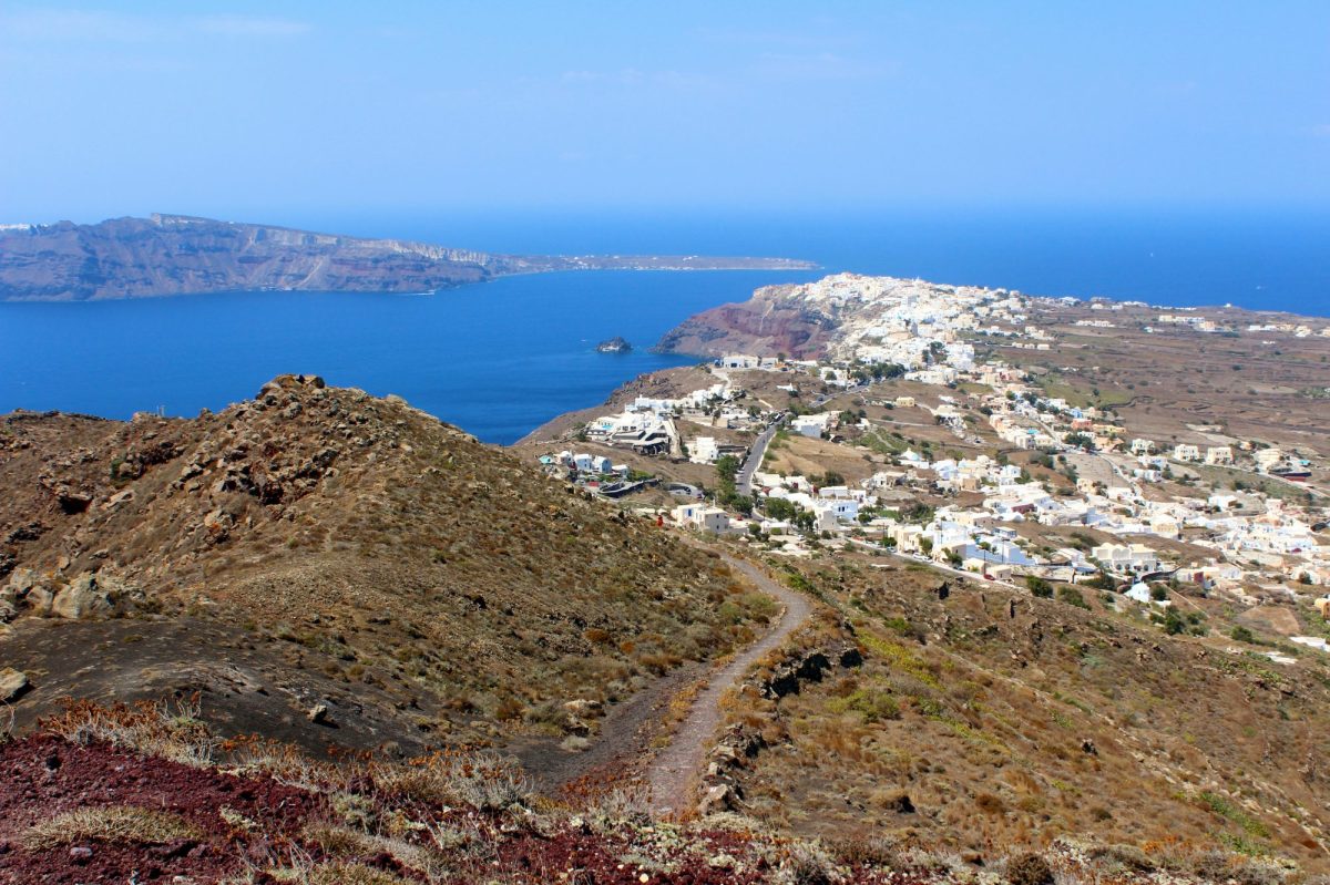 Trail to Fira